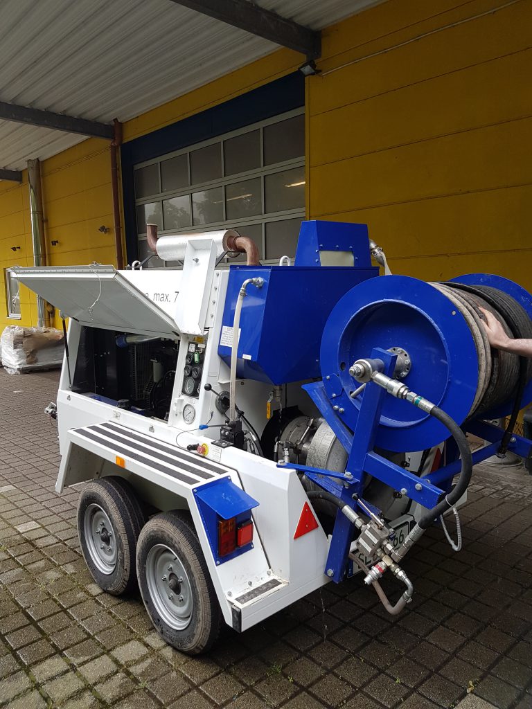 Hotze-OGT-Haben C Pump auf Trailer