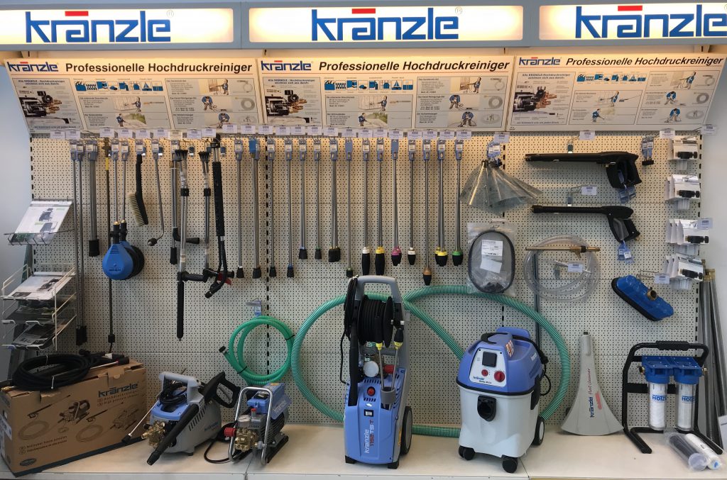 Hotze-OGT-Kränzle Shopwand